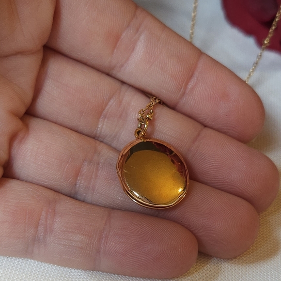 Kate Spade Golden Letter N Monogram Locket on Dainty Chain - Picture 2 of 13